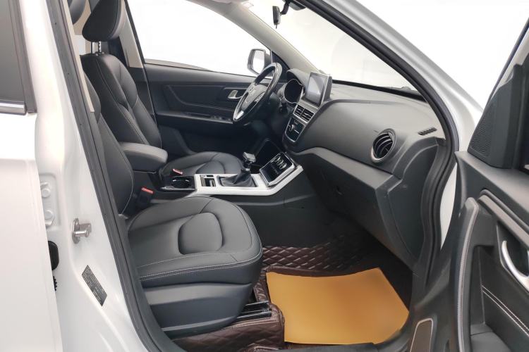 Used Bestune X40 2019 1.6L Automatic Luxury Edition China VI Right Front Seat