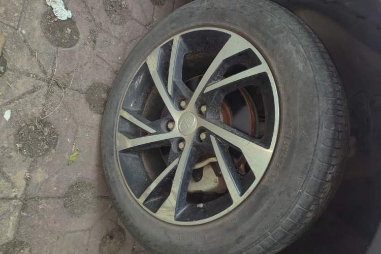Used Bestune X40 2019 1.6L Manual Luxury Edition China VI Right Front Wheel Hub