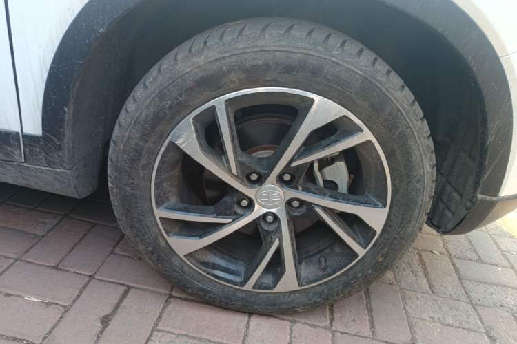 Used Bestune X40 2019 1.6L Automatic Luxury Edition China VI Right Front Wheel Hub