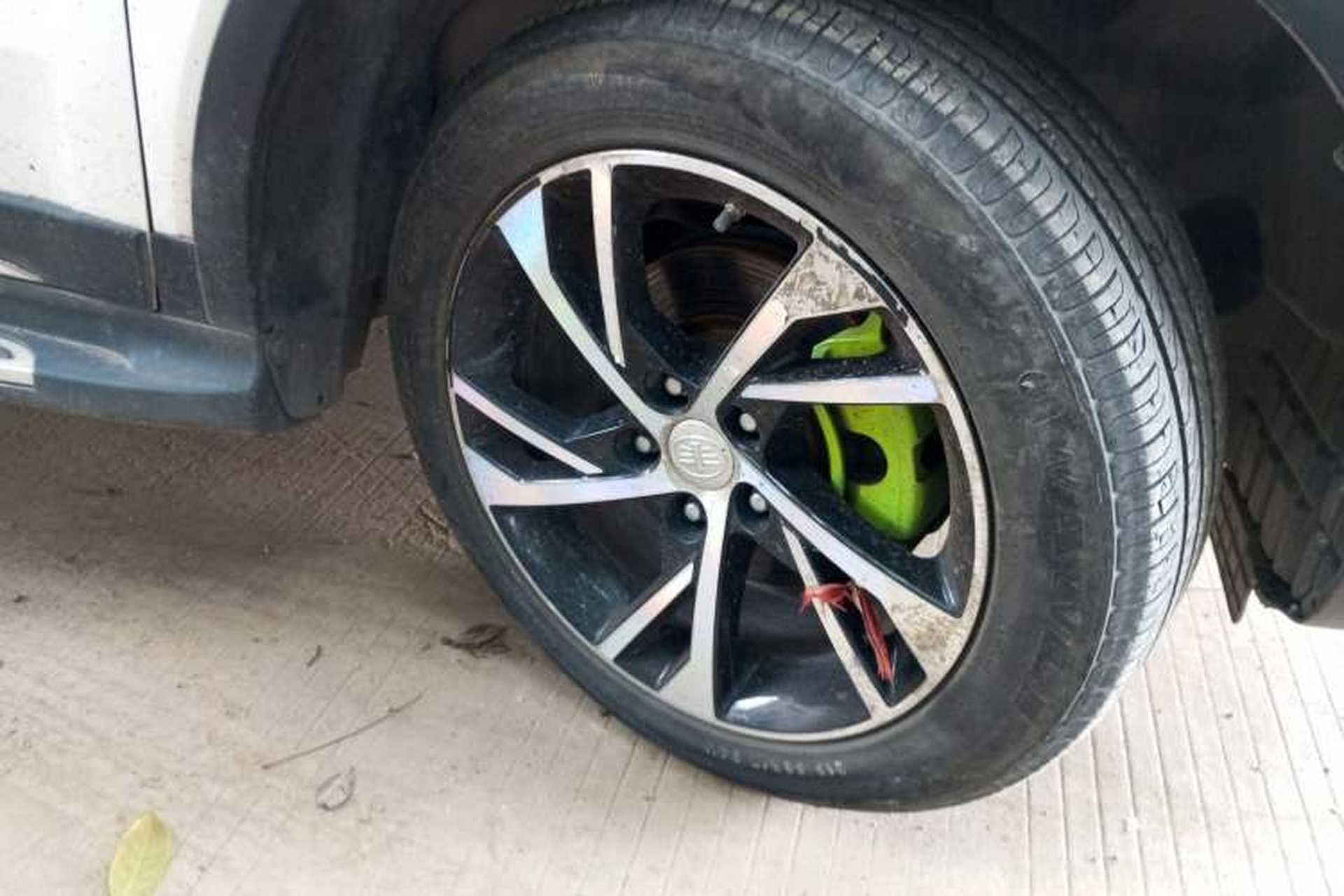 Used Bestune X40 2019 1.6L Automatic Luxury Version China V Emission Standard Right Front Wheel Hub