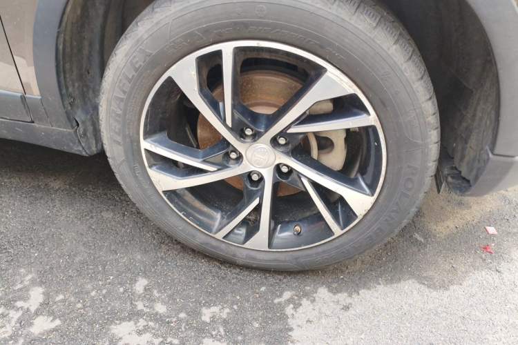 Used Bestune X40 2019 1.6L Automatic Luxury Version China V Emission Standard Right Front Wheel Hub