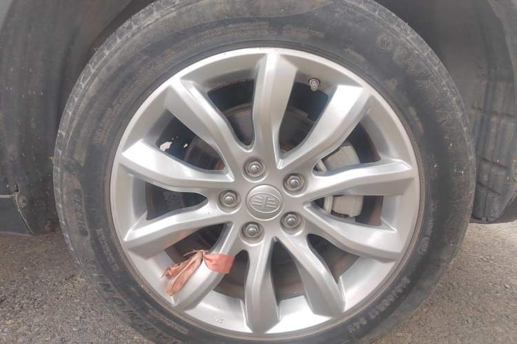 Used Bestune X40 2019 1.6L Manual Luxury Edition China VI Right Front Wheel Hub
