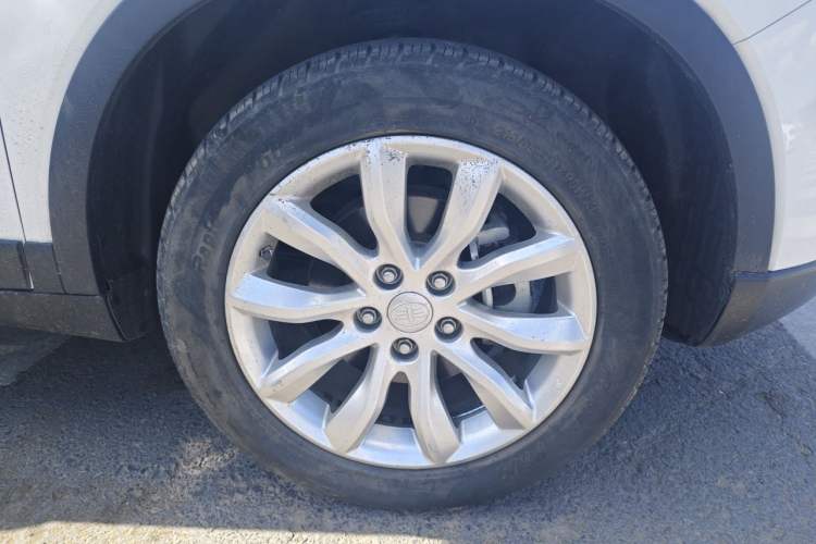 Used Bestune X40 2019 1.6L Automatic Luxury Edition China VI Right Front Wheel Hub