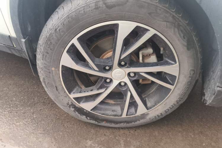 Used Bestune X40 2019 1.6L Automatic Luxury Edition China VI Right Front Wheel Hub
