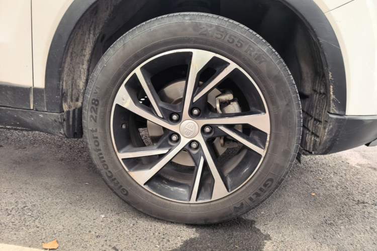 Used Bestune X40 2019 1.6L Automatic Luxury Edition China VI Right Front Wheel Hub