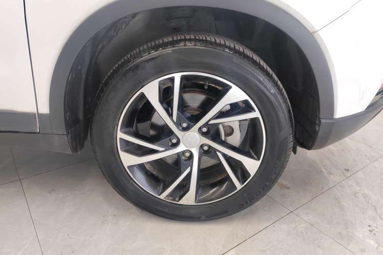 Used Bestune X40 2019 1.6L Manual Luxury Edition China V Right Front Wheel Hub