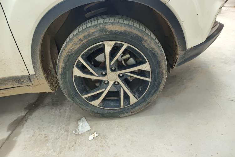 Used Bestune X40 2019 1.6L Manual Luxury Edition China VI Right Front Wheel Hub