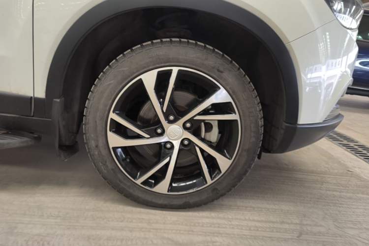 Used Bestune X40 2019 1.6L Manual Luxury Edition China VI Right Front Wheel Hub