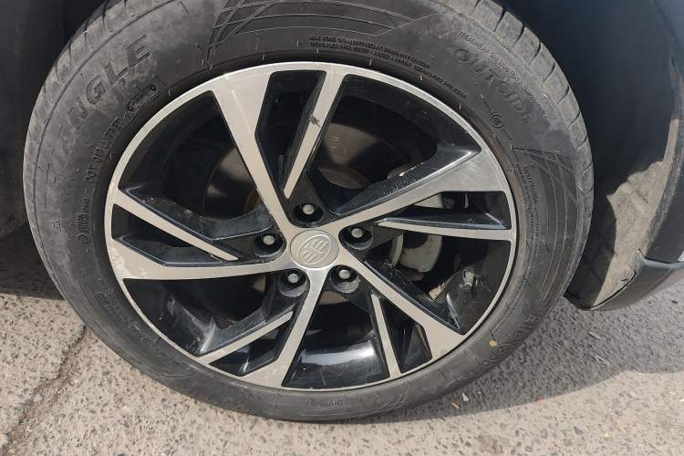 Used Bestune X40 2019 1.6L Automatic Luxury Edition China VI Right Front Wheel Hub