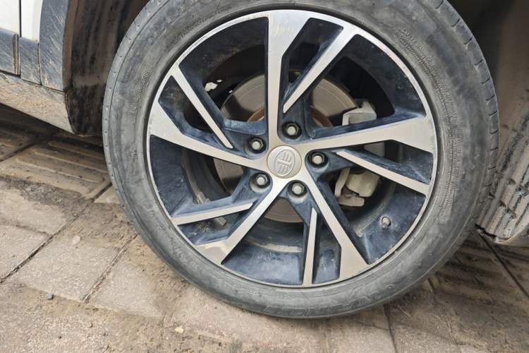 Used Bestune X40 2019 1.6L Automatic Luxury Edition China VI Right Front Wheel Hub