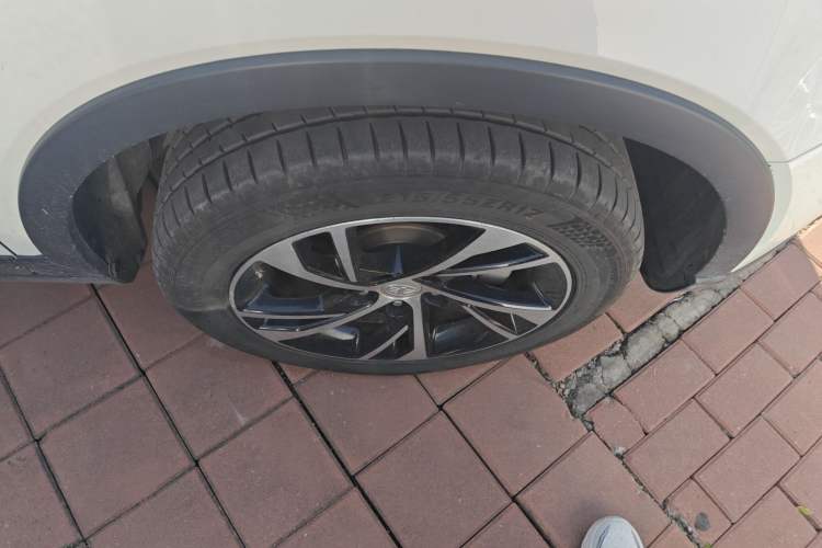 Used Bestune X40 2019 1.6L Automatic Luxury Edition China VI Right Front Wheel Hub