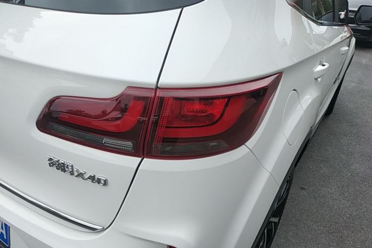 Used Bestune X40 2019 1.6L Automatic Luxury Edition China VI Right Rear Taillight