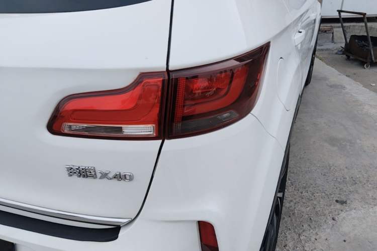 Used Bestune X40 2019 1.6L Manual Luxury Edition China V Right Rear Taillight