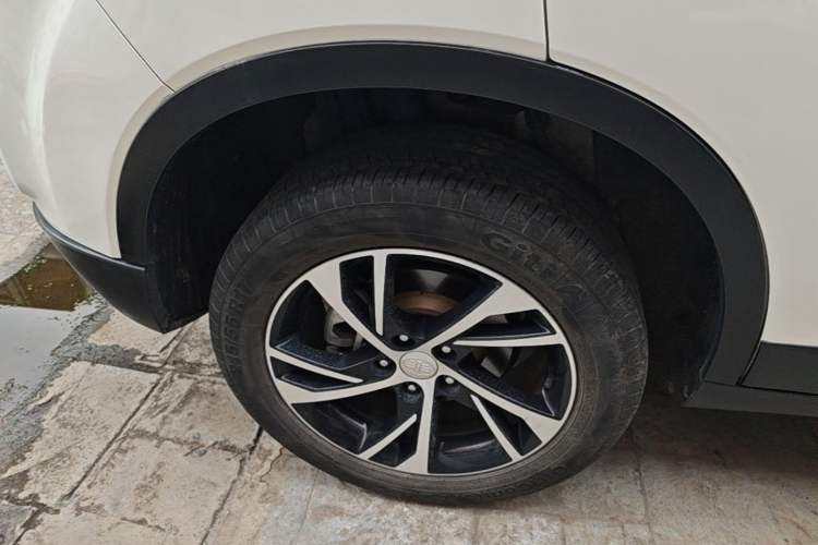 Used Bestune X40 2019 1.6L Automatic Luxury Edition China VI Right Rear Wheel Hub