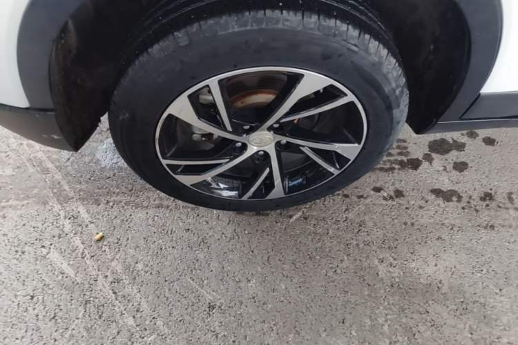 Used Bestune X40 2019 1.6L Automatic Luxury Version China V Emission Standard Right Rear Wheel Hub