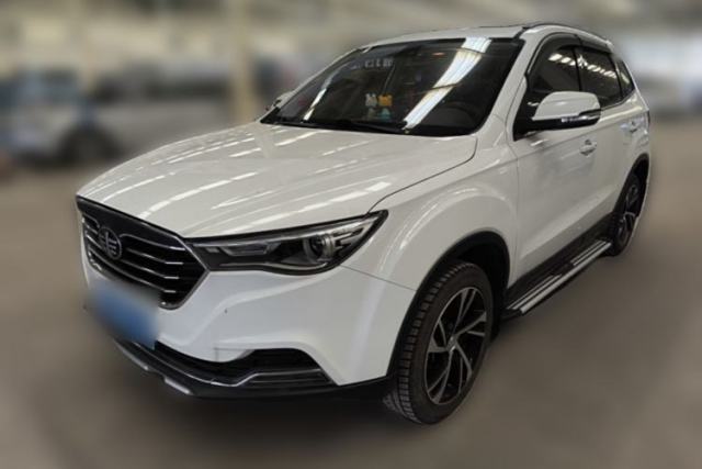 Ojetý Bestune X40 2019 1.6L Manual Luxury Edition China VI