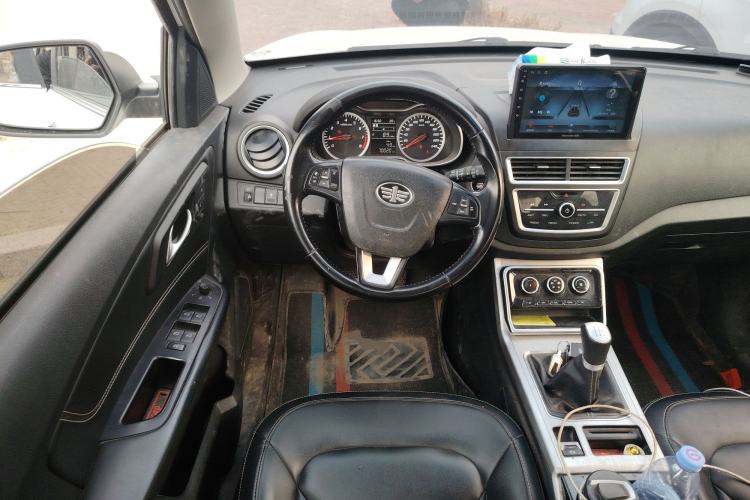 Used Bestune X40 2019 1.6L Manual Luxury Edition China VI Steering Wheel