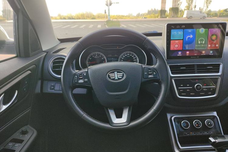 Used Bestune X40 2019 1.6L Automatic Luxury Edition China VI Steering Wheel