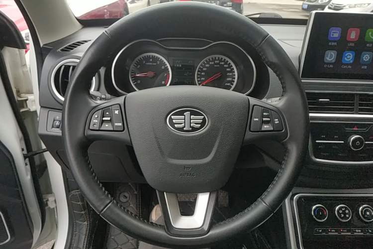 Used Bestune X40 2019 1.6L Automatic Luxury Edition China VI Steering Wheel