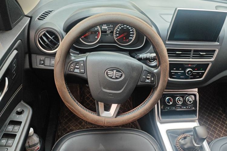 Used Bestune X40 2019 1.6L Manual Luxury Edition China VI Steering Wheel