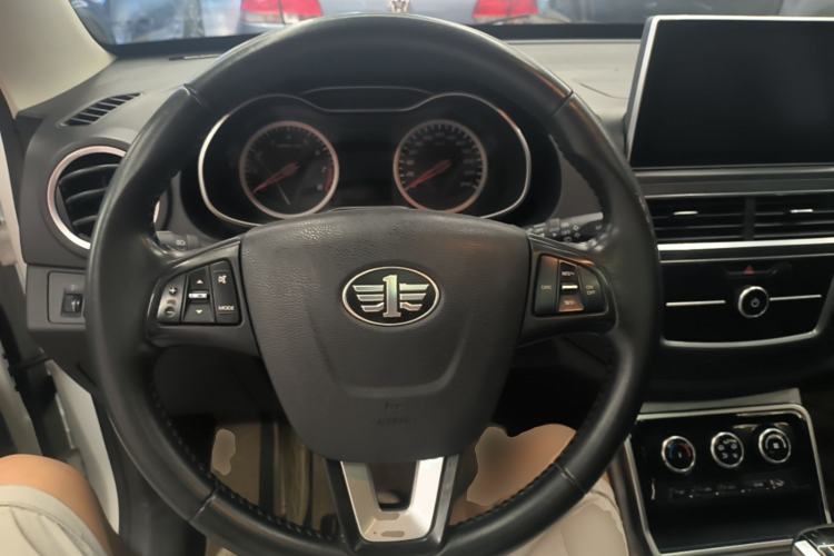 Used Bestune X40 2019 1.6L Automatic Luxury Version China V Emission Standard Steering Wheel