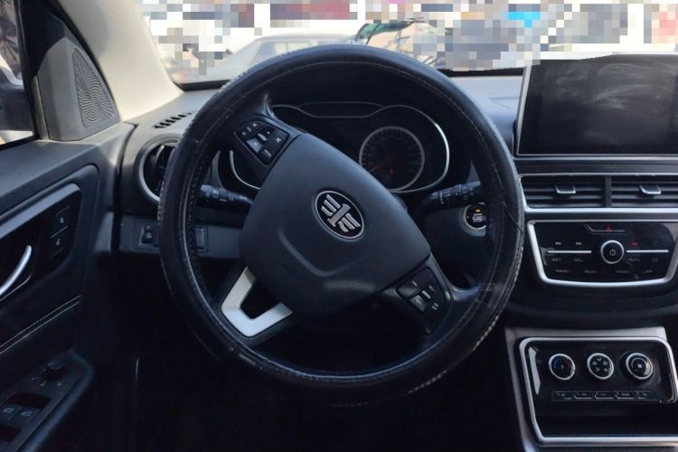 Used Bestune X40 2019 1.6L Automatic Luxury Edition China VI Steering Wheel