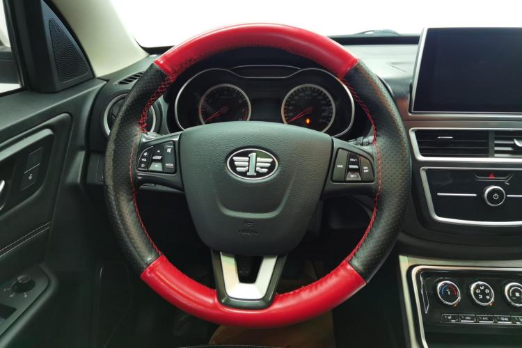 Used Bestune X40 2019 1.6L Manual Luxury Edition China VI Steering Wheel