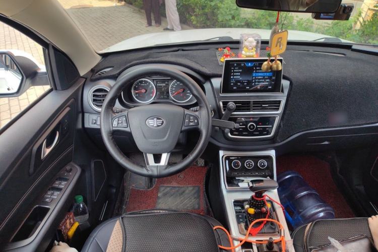 Used Bestune X40 2019 1.6L Automatic Luxury Edition China VI Steering Wheel