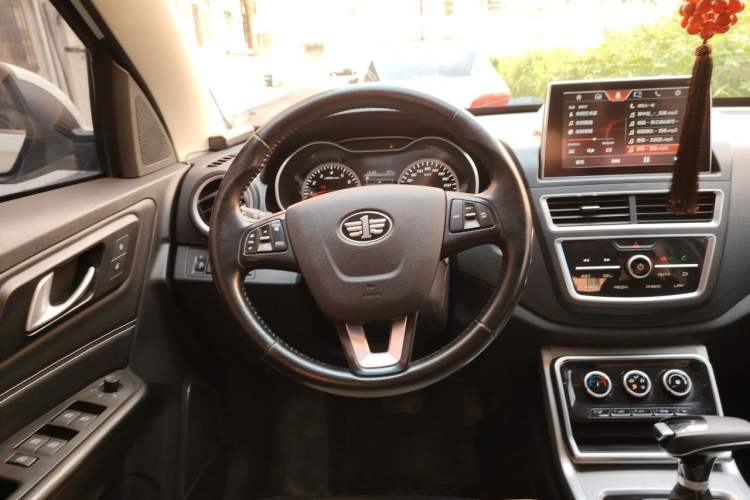 Used Bestune X40 2019 1.6L Automatic Luxury Edition China VI Steering Wheel