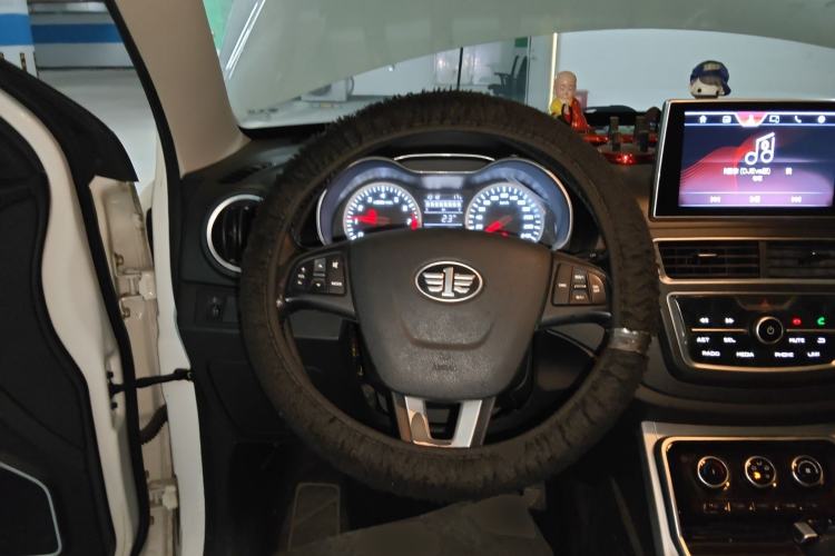 Used Bestune X40 2019 1.6L Automatic Luxury Edition China VI Steering Wheel