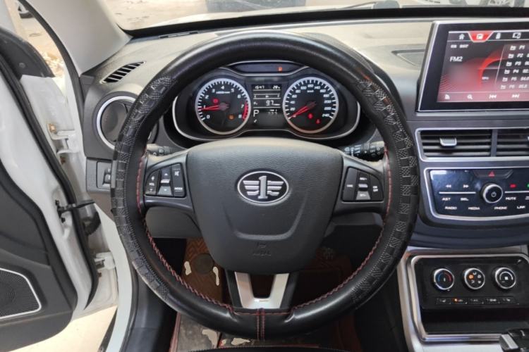Used Bestune X40 2019 1.6L Automatic Luxury Edition China VI Steering Wheel