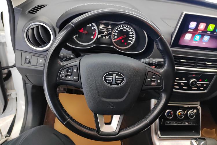 Used Bestune X40 2019 1.6L Automatic Luxury Edition China VI Steering Wheel