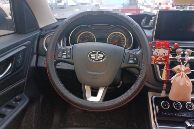 Used Bestune X40 2019 1.6L Automatic Luxury Version China V Emission Standard Steering Wheel