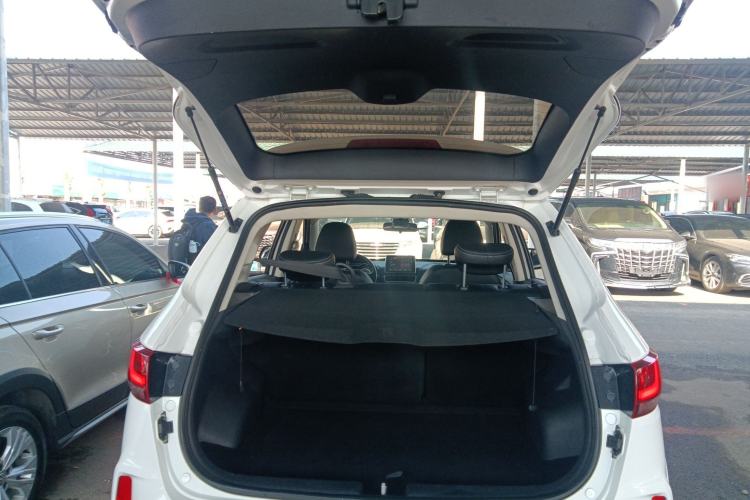 Used Bestune X40 2019 1.6L Automatic Luxury Edition China VI Trunk