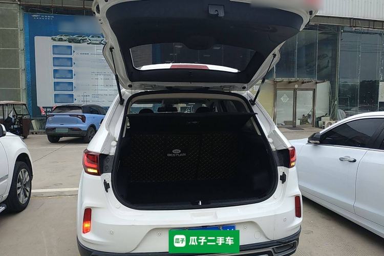 Used Bestune X40 2019 1.6L Automatic Luxury Edition China VI Trunk