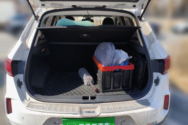 Used Bestune X40 2019 1.6L Automatic Luxury Edition China VI Trunk