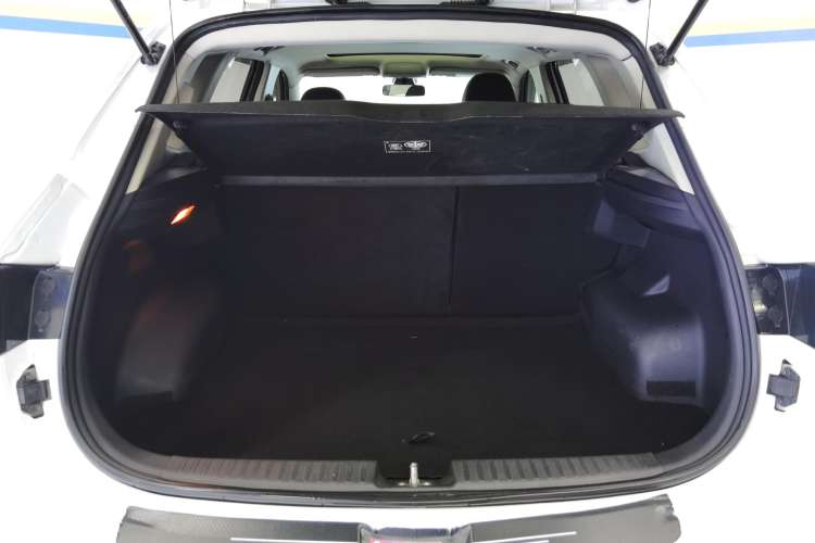 Used Bestune X40 2019 1.6L Manual Luxury Edition China VI Trunk