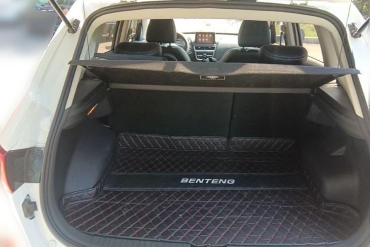 Used Bestune X40 2019 1.6L Automatic Luxury Edition China VI Trunk