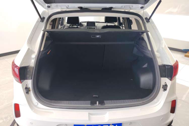 Used Bestune X40 2019 1.6L Automatic Luxury Edition China VI Trunk
