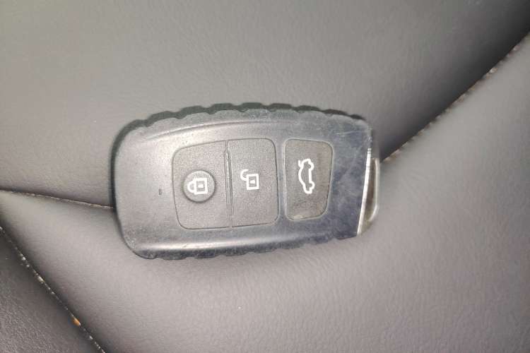 Used Bestune X40 2019 1.6L Manual Luxury Edition China V Vehicle Key