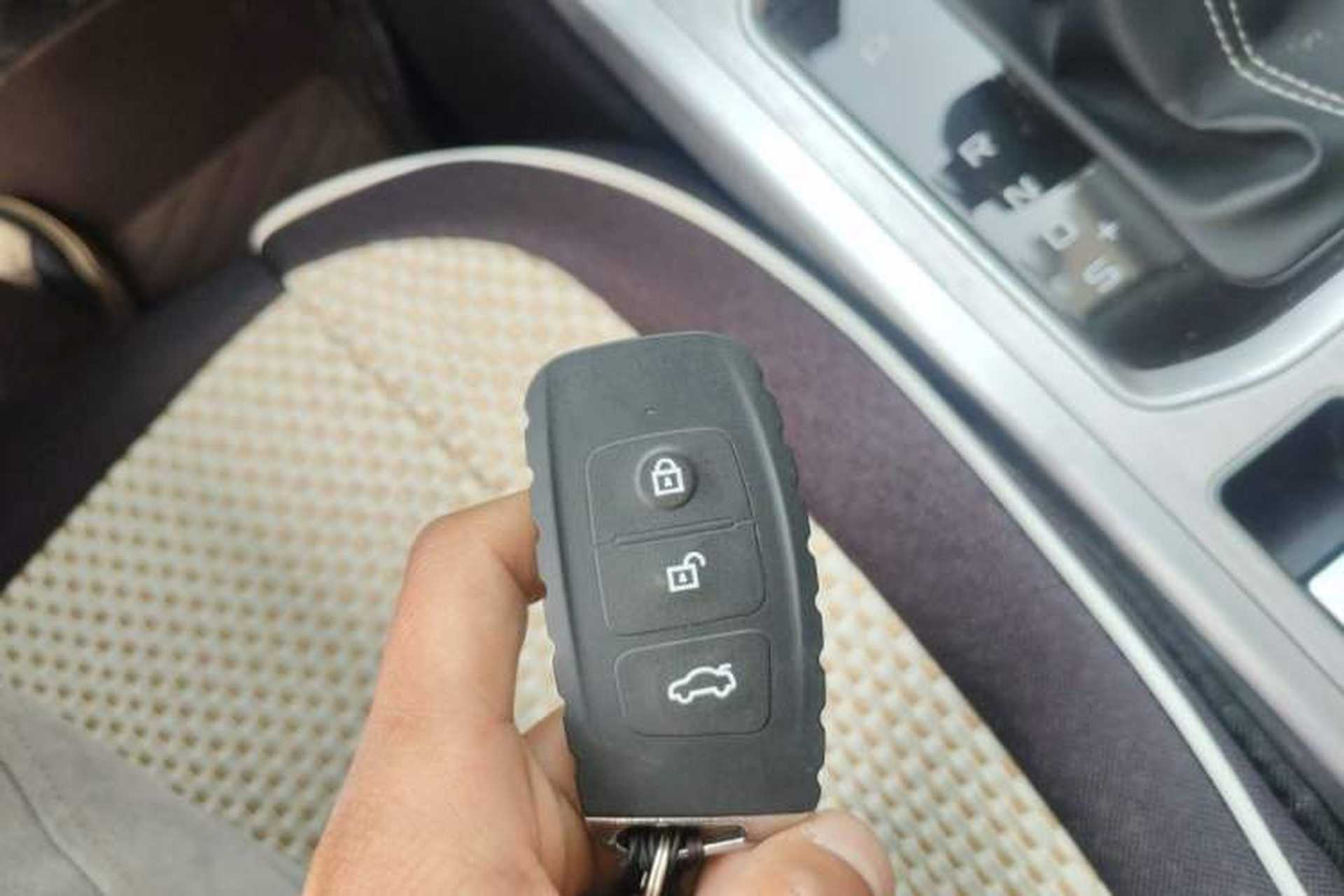 Used Bestune X40 2019 1.6L Automatic Luxury Edition China VI Vehicle Key