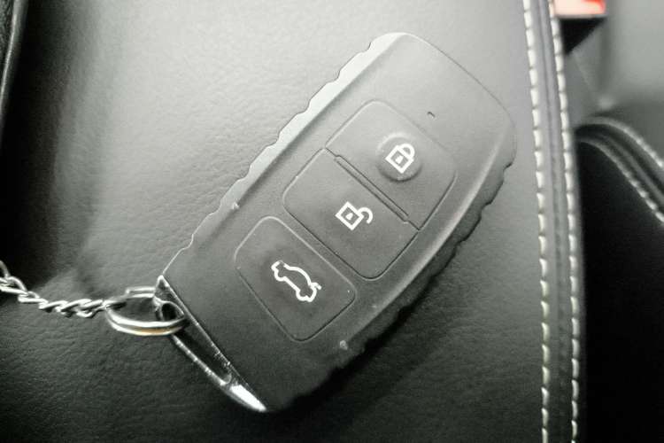Used Bestune X40 2019 1.6L Automatic Connected Smart Cool Version China V Emission Standard Vehicle Key