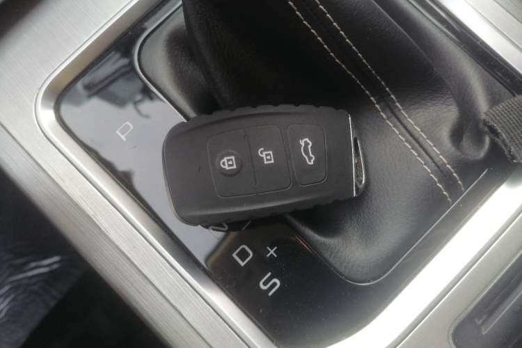 Used Bestune X40 2019 1.6L Automatic Luxury Edition China VI Vehicle Key
