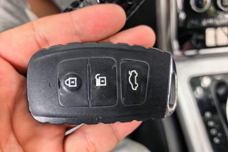 Used Bestune X40 2019 1.6L Automatic Luxury Edition China VI Vehicle Key