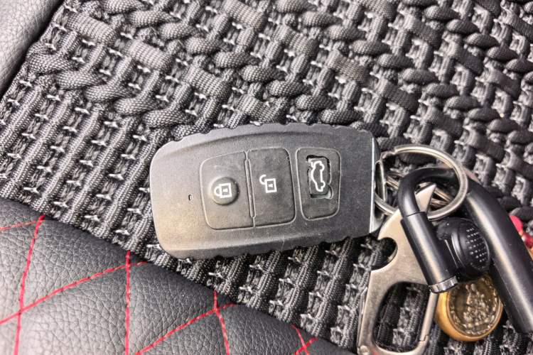 Used Bestune X40 2019 1.6L Manual Luxury Edition China V Vehicle Key