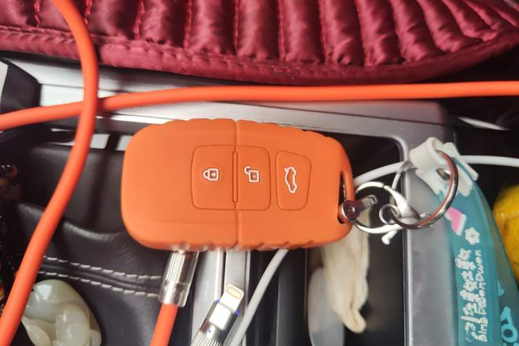 Used Bestune X40 2019 1.6L Automatic Luxury Version China V Emission Standard Vehicle Key