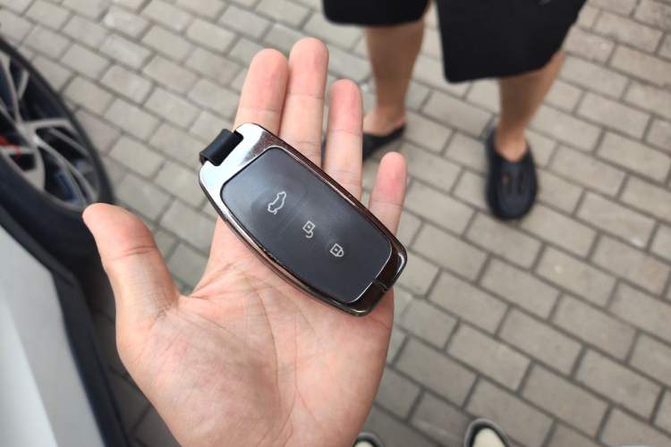 Used Bestune X40 2019 1.6L Automatic Luxury Edition China VI Vehicle Key