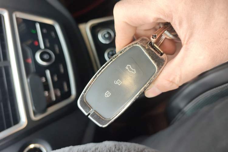 Used Bestune X40 2019 1.6L Automatic Luxury Edition China VI Vehicle Key