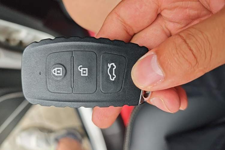 Used Bestune X40 2019 1.6L Automatic Luxury Edition China VI Vehicle Key