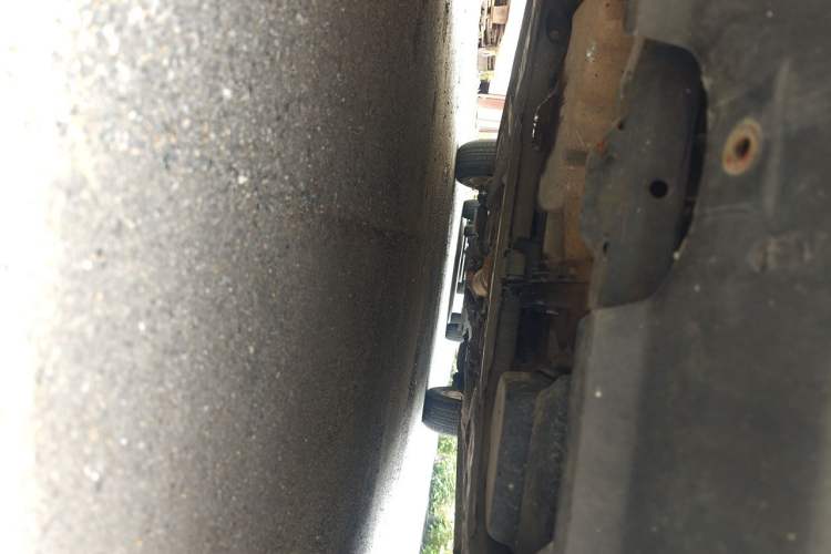 Used Bestune X80 2013 2.0L automatic comfort version Chassis Front